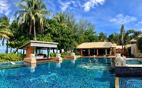 บ้านเขาหลัก บีช รีสอร์ต (มาตรฐาน SHA Plus+)